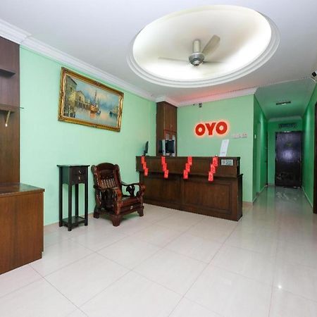 Oyo 89759 Gold Jerantut Hotel Εξωτερικό φωτογραφία